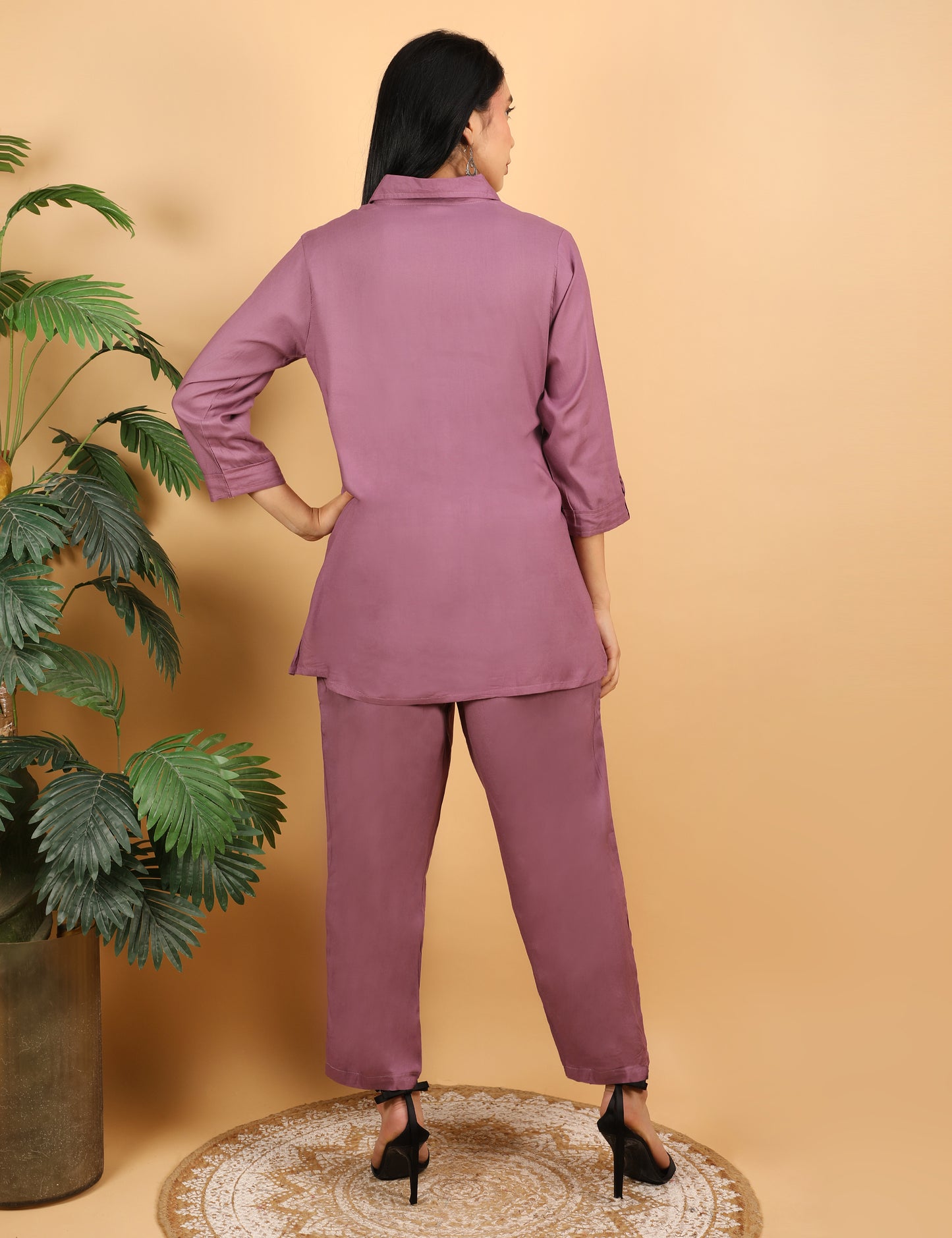 ELEGGANT COTTON  CO-ORD SET WITH THREAD EMBROIDERY