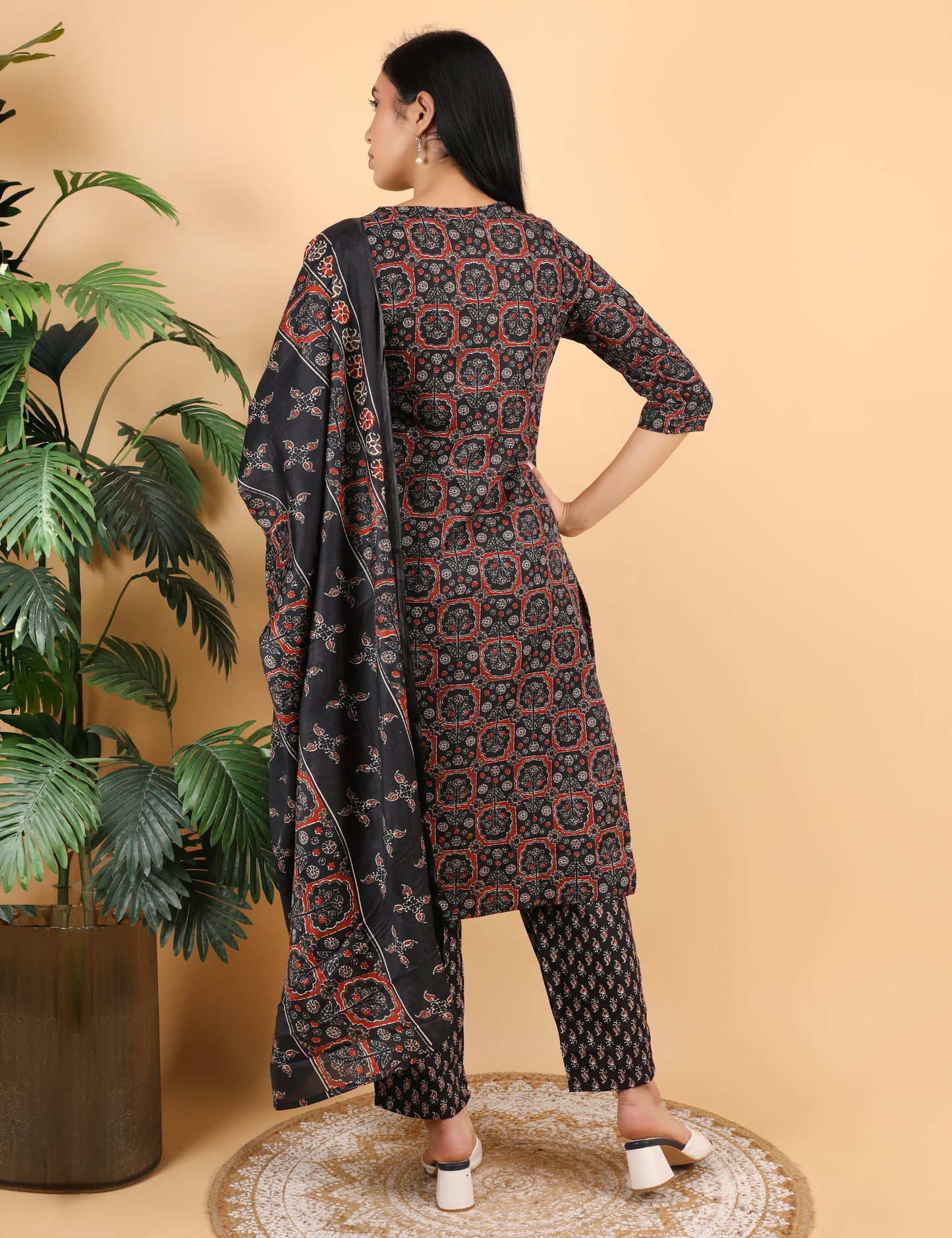 BLACK COTTON BLOCK PRINT STAIGHT SUIT