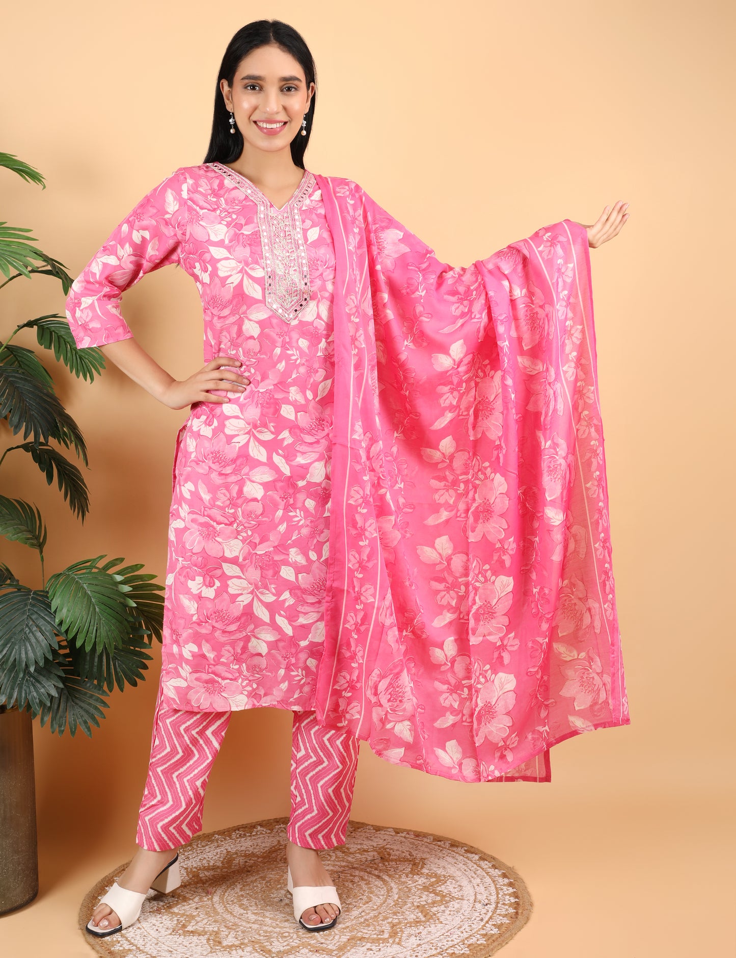 PINK COTTON PRINT STAIGHT SUIT