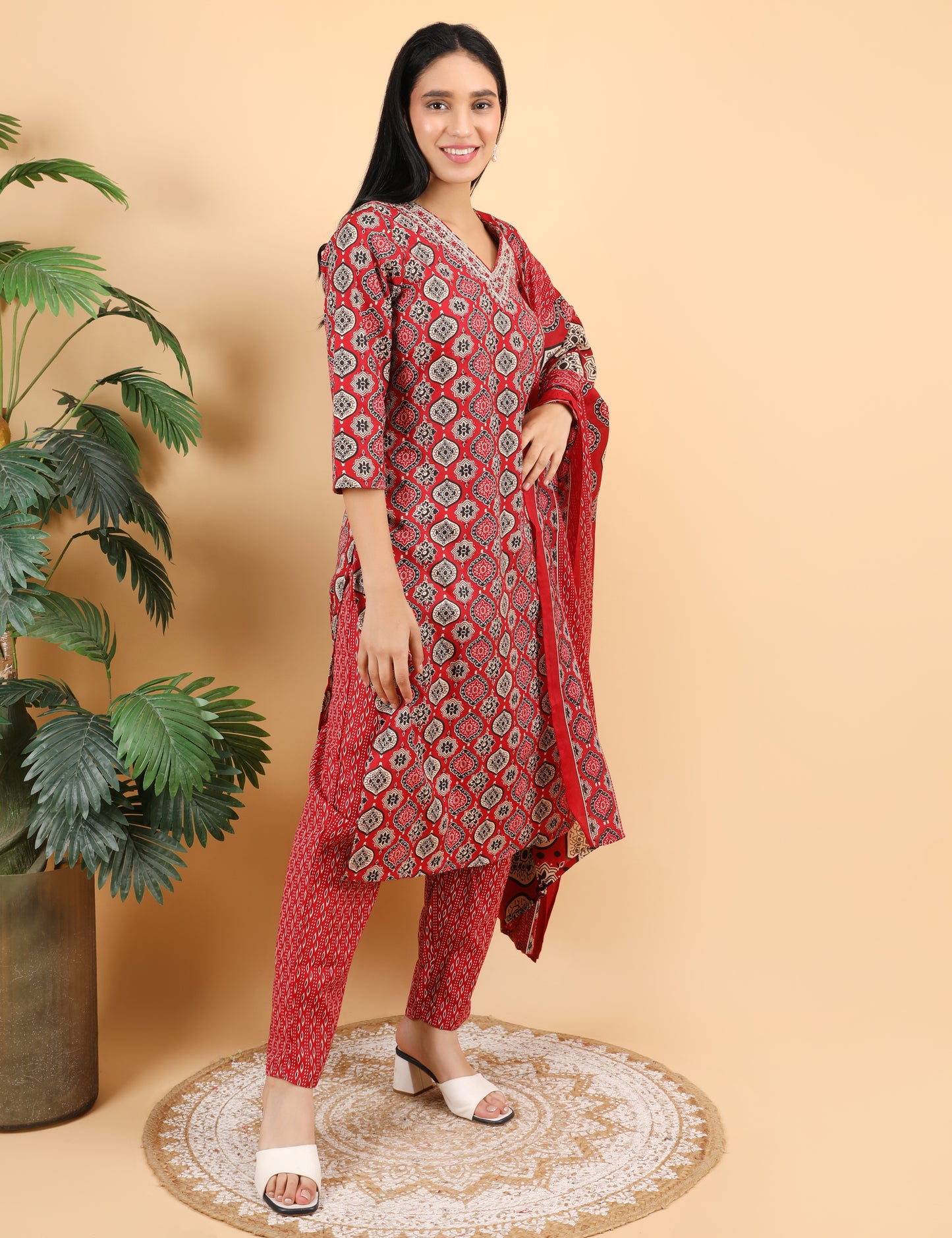 RED COTTON BLOCK PRINT STRAIGHT SUIT