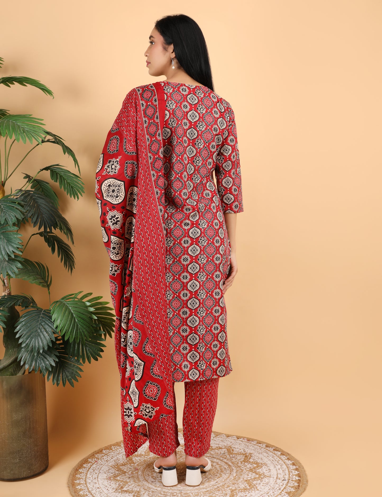 RED COTTON BLOCK PRINT STRAIGHT SUIT