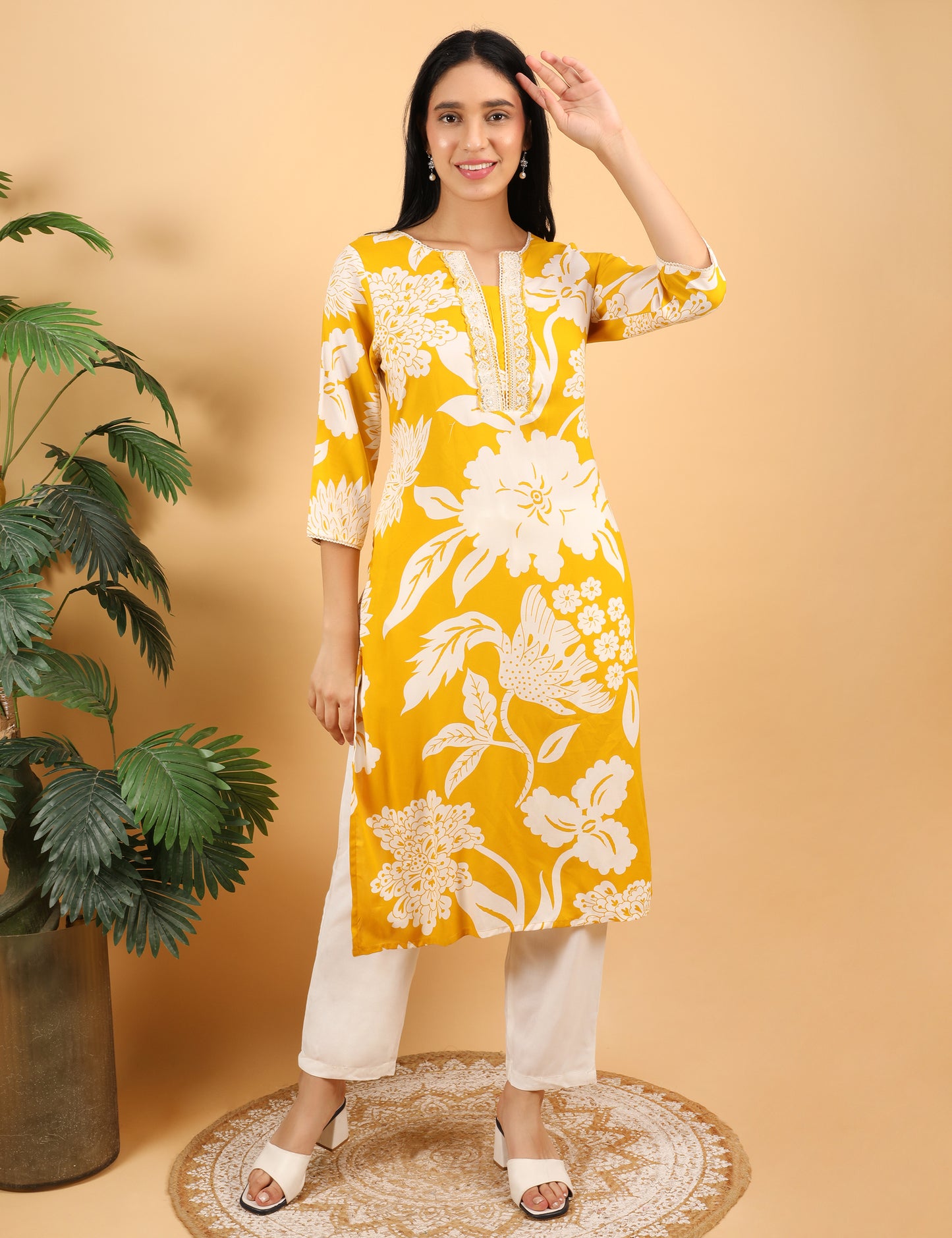 Cotton Chikankari Embroidered Kurti