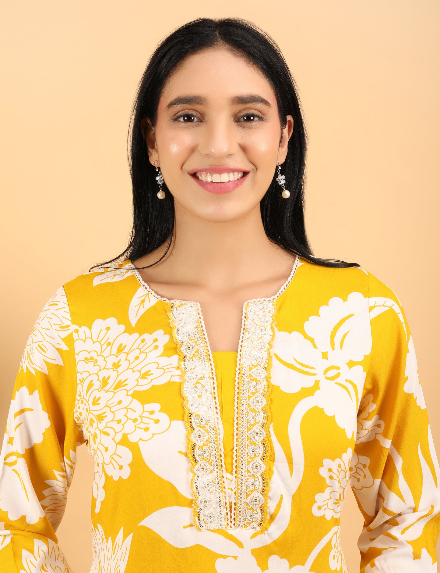 Cotton Chikankari Embroidered Kurti