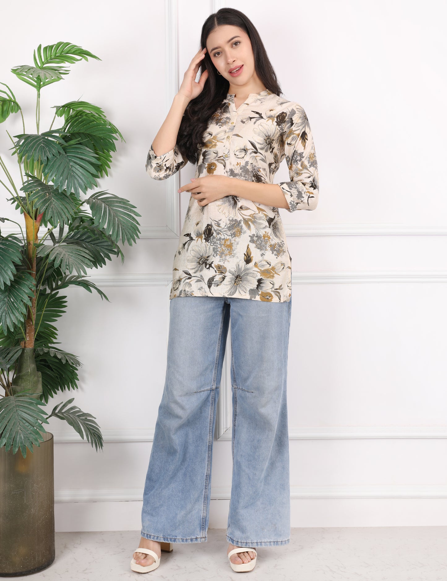 CREAM COTTON PRINT SHORT KURTI