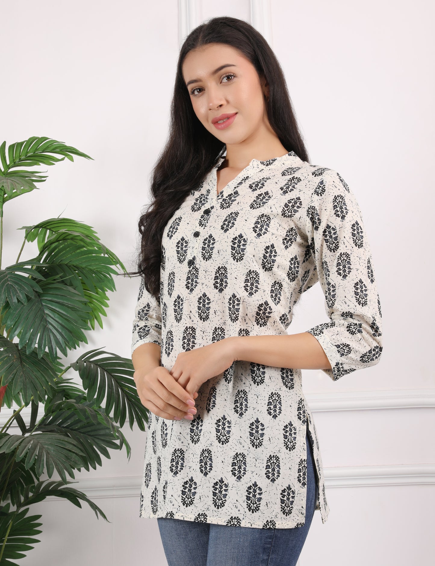 OFF WHITE BLOCK PRINT COTTON KURTI