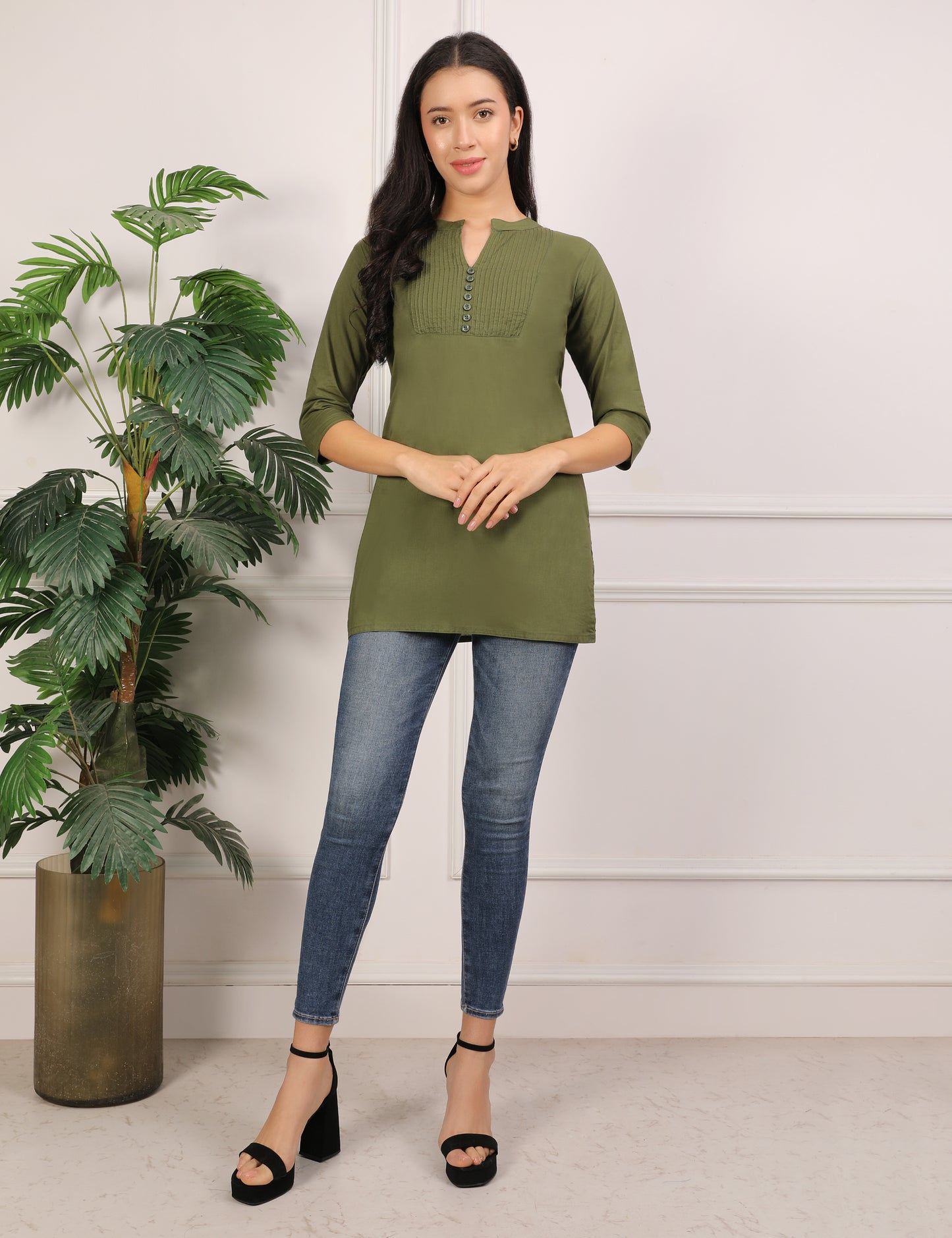 OLIVE GREEN SOILD COLOUR SHORT KURTI